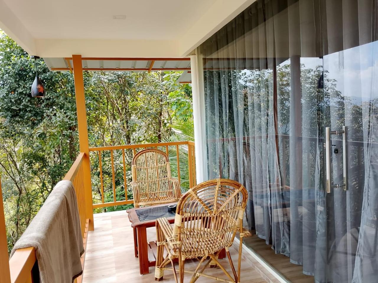 Cloudscape Homestay Pirmed ภายนอก รูปภาพ
